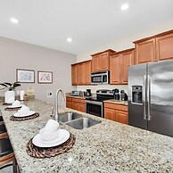 Lovely Family Home - 10min to Disney - Stl107