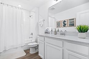 Lovely Townhome Sleeps 8 Eve101