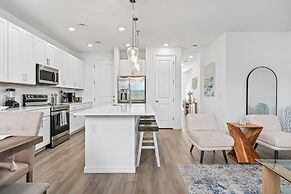 Lovely Townhome Sleeps 8 Eve101