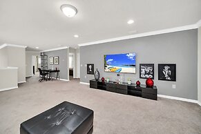 Modern Home Private Pool Sleeps 15 Ww102