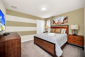 Modern Home Private Pool Sleeps 15 Ww102