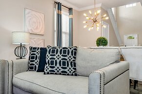 Modern Home Private Pool Sleeps 15 Ww102