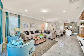 Modern Home Private Pool Sleeps 15 Ww102