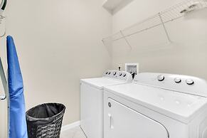 Modern Home Private Pool Sleeps 15 Ww102