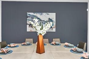 10 BR Gorgeous Home Game Room Son103