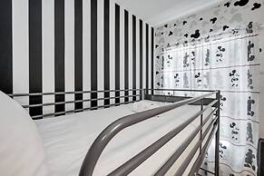 10 BR Gorgeous Home Game Room Son103