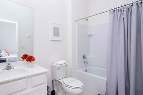 Gorgeous Family Home Sleeps 28 Blv103