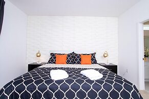 Gorgeous Family Home Sleeps 28 Blv103