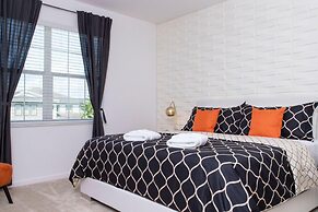 Gorgeous Family Home Sleeps 28 Blv103