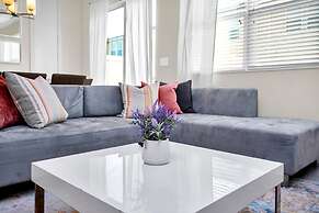 Comfy House at Compass Bay Cb102