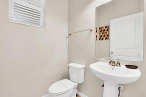 Comfy House at Compass Bay Cb102