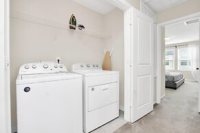 Comfy House at Compass Bay Cb102