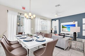 Comfy House at Compass Bay Cb102