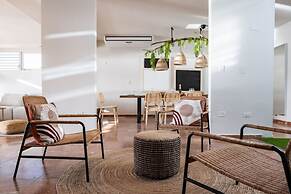 Vistamar Private Waterfront Home Pool