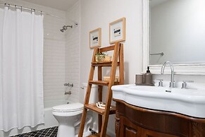 Vistamar Private Waterfront Home Pool