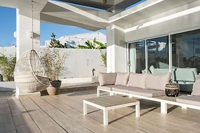 Vistamar Private Waterfront Home Pool