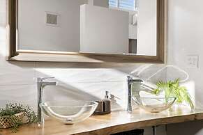 Vistamar Private Waterfront Home Pool