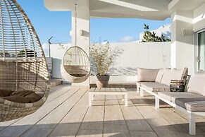 Vistamar Private Waterfront Home Pool