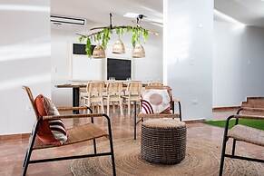 Vistamar Private Waterfront Home Pool