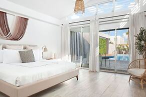 Vistamar Private Waterfront Home Pool