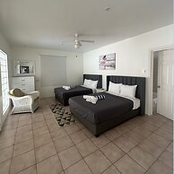 PARIS Waterfront Villas