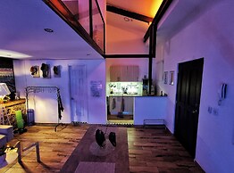 Loft Studio By Paradox