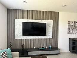 3 BR 2 5 BA Villa Sleeps 8 Eve102