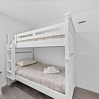 3 BR 2 5 BA Villa Sleeps 8 Eve102