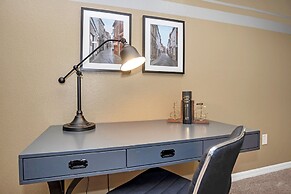 6 BR 4 BA Home Sleeps 14 Ww103