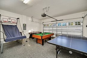 6 BR 4 BA Home Sleeps 14 Ww103