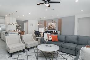 Amazing Modern Home Pool Spa Game Room Wi101