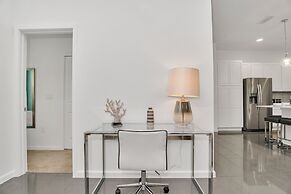 Stunning Bright Family Home Sleeps 25 Bl102