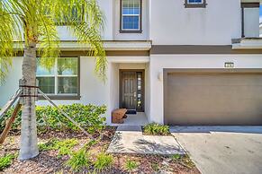 Stunning Bright Family Home Sleeps 25 Bl102