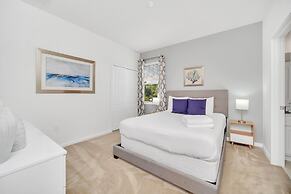 Stunning Bright Family Home Sleeps 25 Bl102