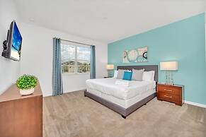 Stunning Bright Family Home Sleeps 25 Bl102