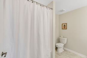 Dreamy Condo at Storey Lake Stl112