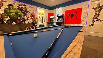 Amazing Family Home 8min to Disneyworld Pool Spa Sleeps 24 Stl101