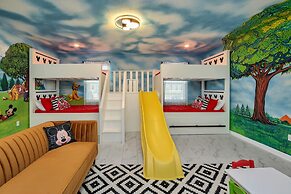 Disney Decorated Home 8min to Disneyworld Pool Spa Sleeps 22 Stl104
