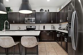 Sleeps 20 - Masterpiece Collection Ww101