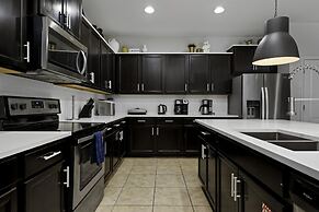 Sleeps 20 - Masterpiece Collection Ww101