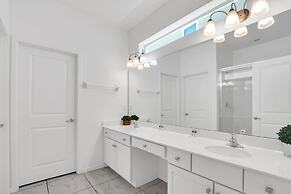 Luxury Home at Sonoma 9 En-suites Son102