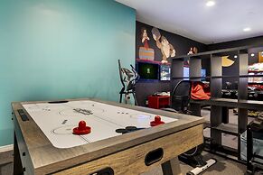 Fun in Every Corner 14 BR Home Sol104