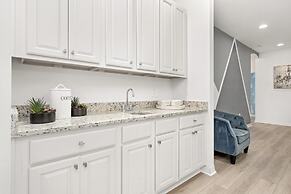 Fun in Every Corner 14 BR Home Sol104