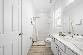 Fun in Every Corner 14 BR Home Sol104