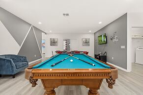 Fun in Every Corner 14 BR Home Sol104