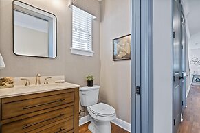 Entire Home in Four Corners Florida Reu101