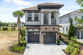 Entire Home in Four Corners Florida Reu101