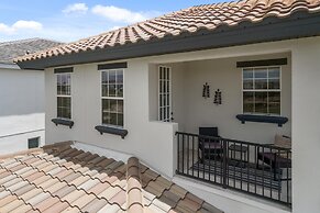 Entire Home in Four Corners Florida Reu101