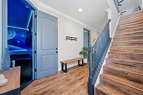 Entire Home in Four Corners Florida Reu101