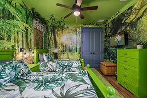 Entire Home in Four Corners Florida Reu101